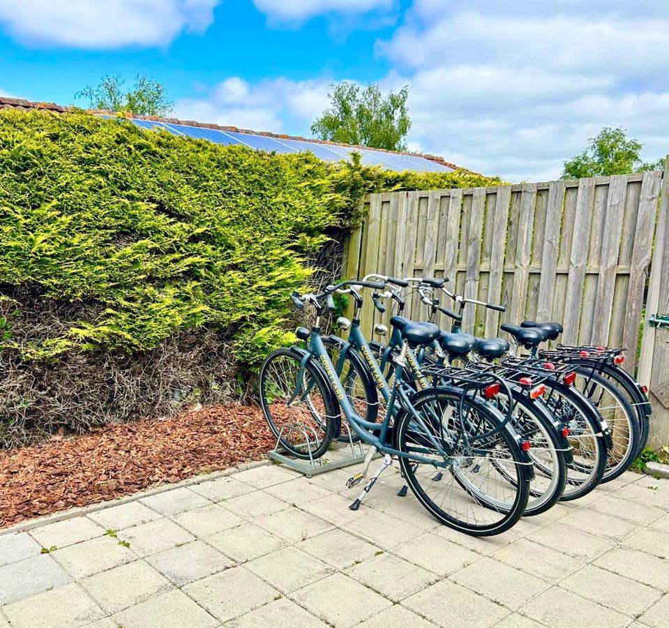 Vijfhuizen Wellness Bungalow With Jacuzzi &Sauna&Private Garden Near Amsterdam מראה חיצוני תמונה